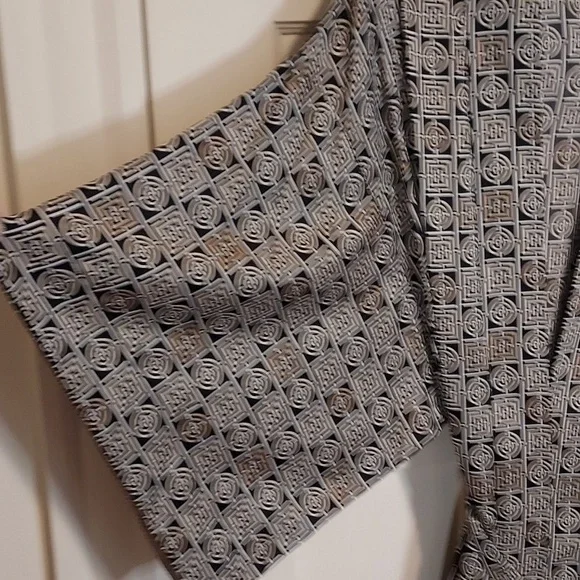 Natori Infinity Robe - Picture 11 of 16